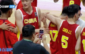 ?欢迎回来！段睿骐时隔9个月重返球场 去年9月遭遇ACL重伤